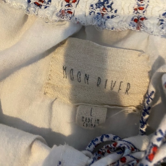 Off the shoulder top - Picture 4 of 4